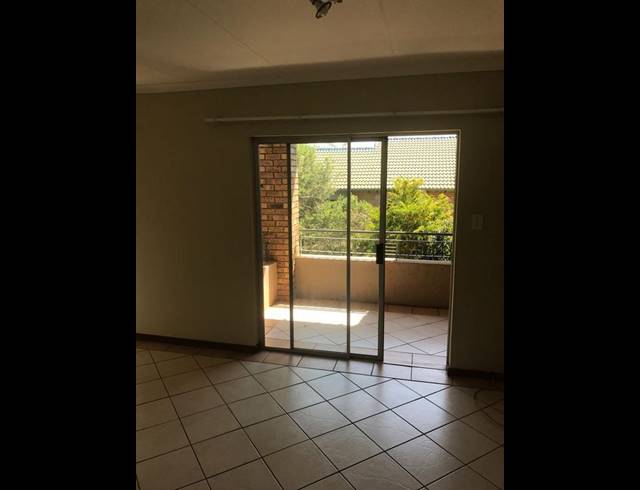 2 BEDROOM PROPERTY TO RENT IN MORELETAPARK